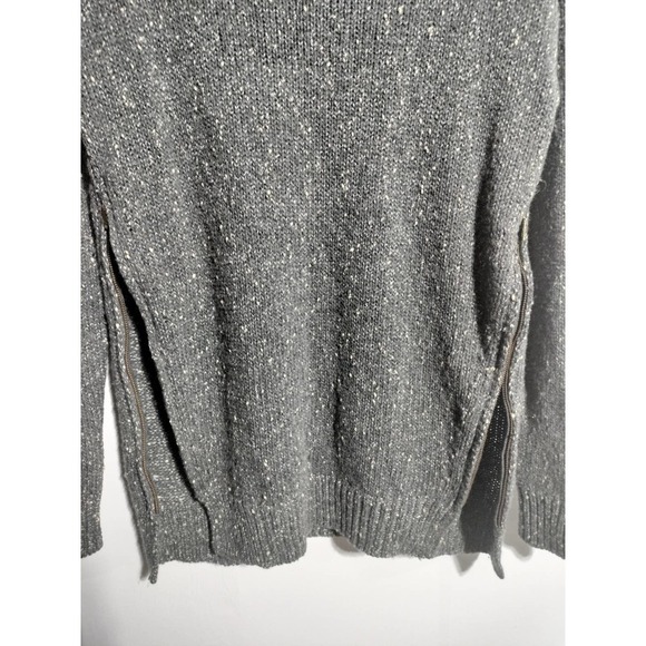 Banana Republic gray with metallic gold knitted sweater woman size small - Picture 5 of 6